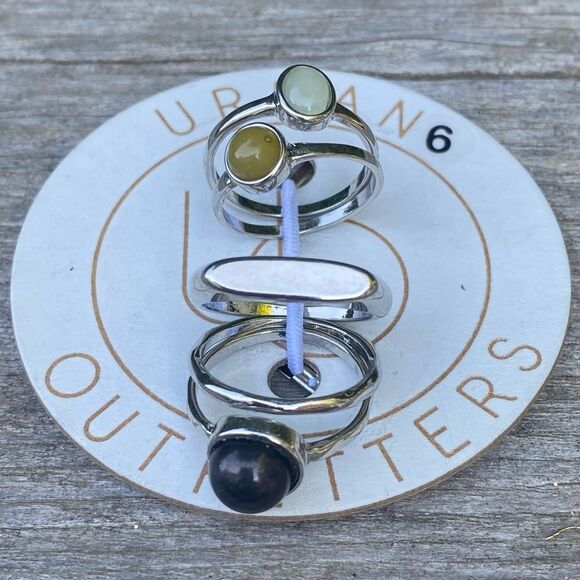 NWT New Urban Outfitters UO Silver/Black/Green Five Stackable Ring Set. Size 6. - Picture 2 of 4